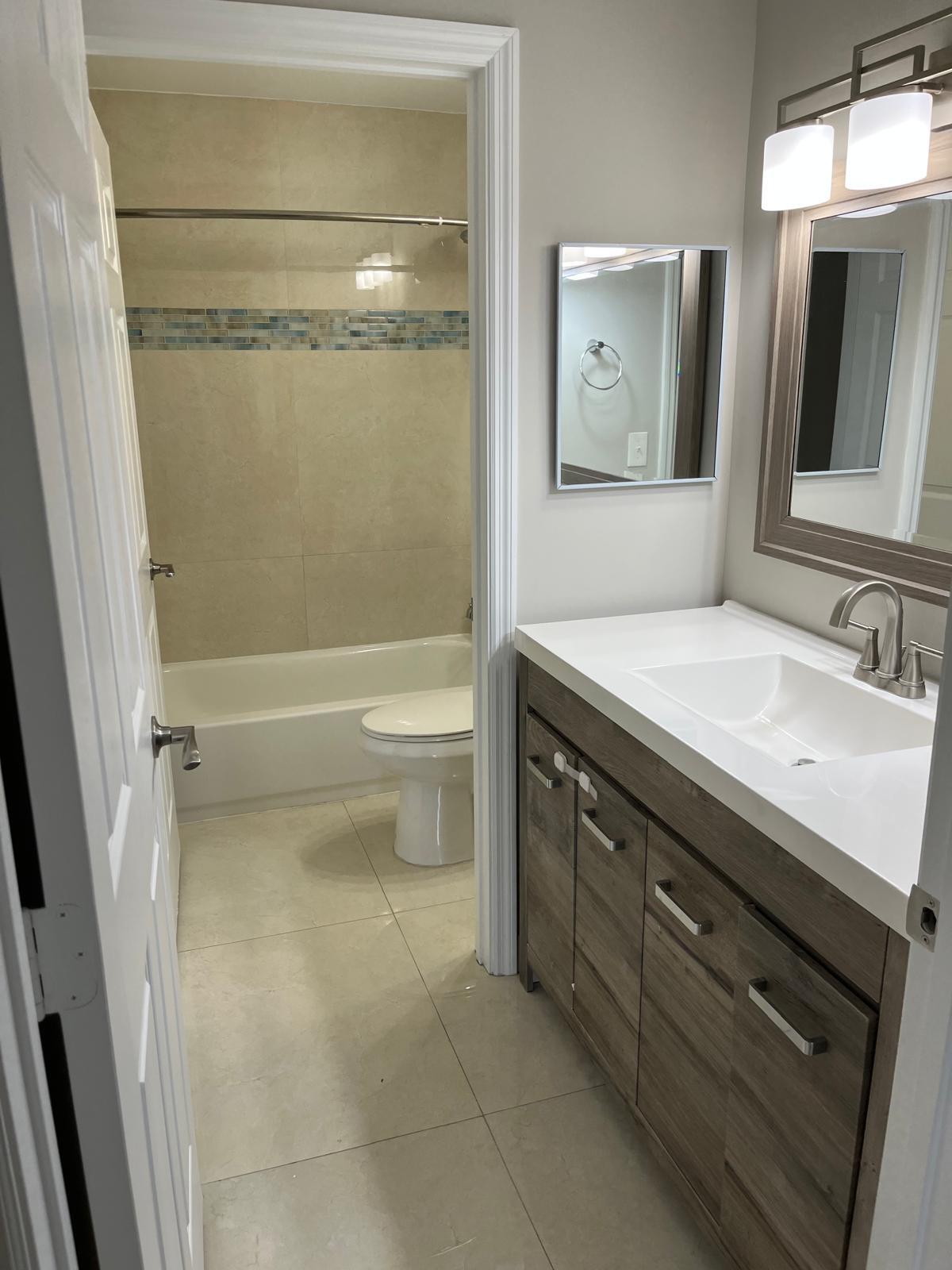 RAMBLEWOOD EAST CONDO - Residential