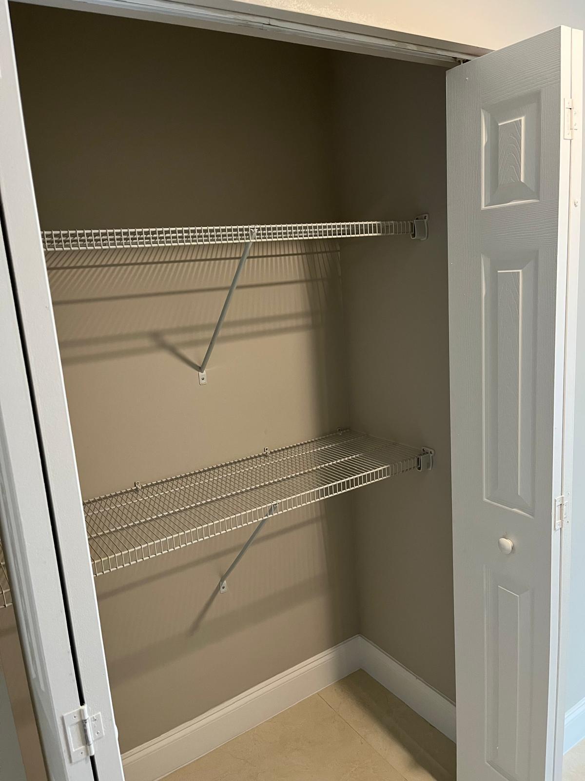 RAMBLEWOOD EAST CONDO - Residential