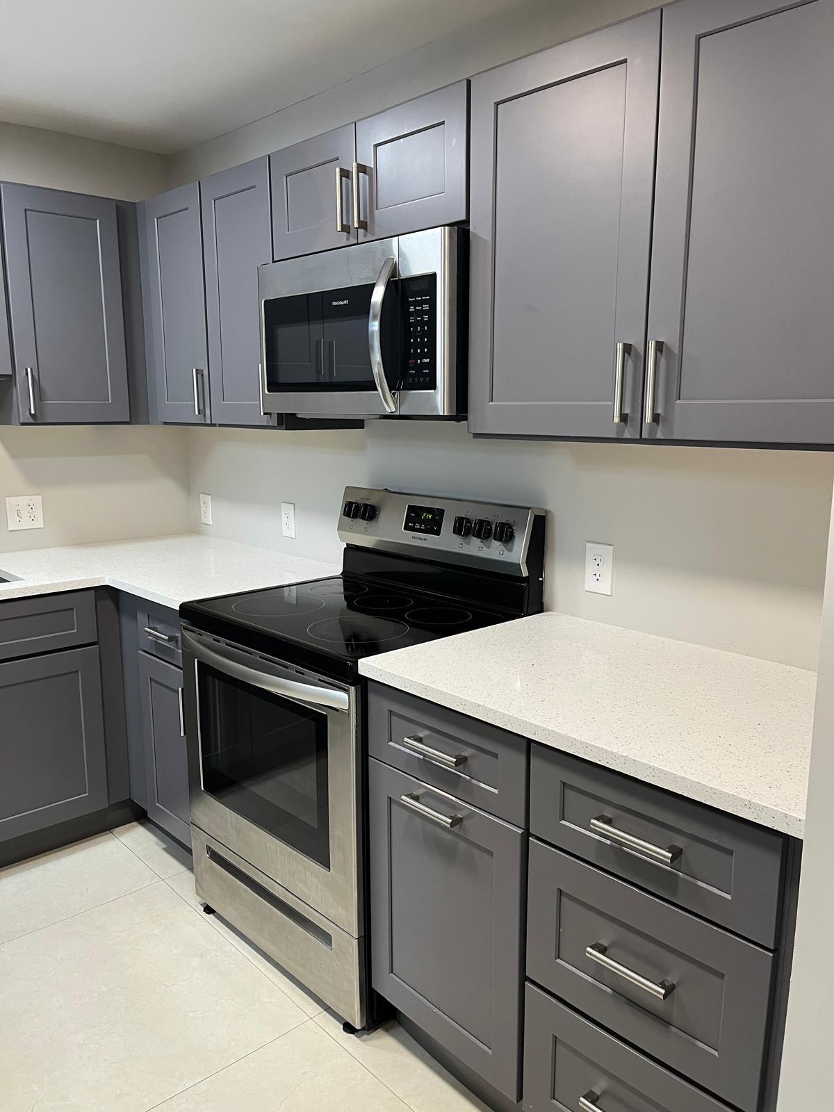 RAMBLEWOOD EAST CONDO - Residential