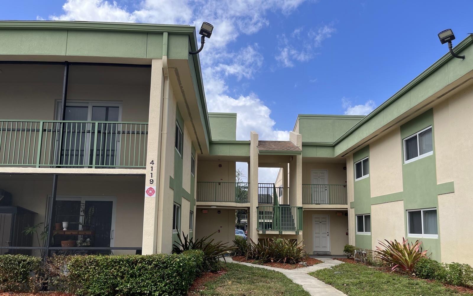 RAMBLEWOOD EAST CONDO - Residential