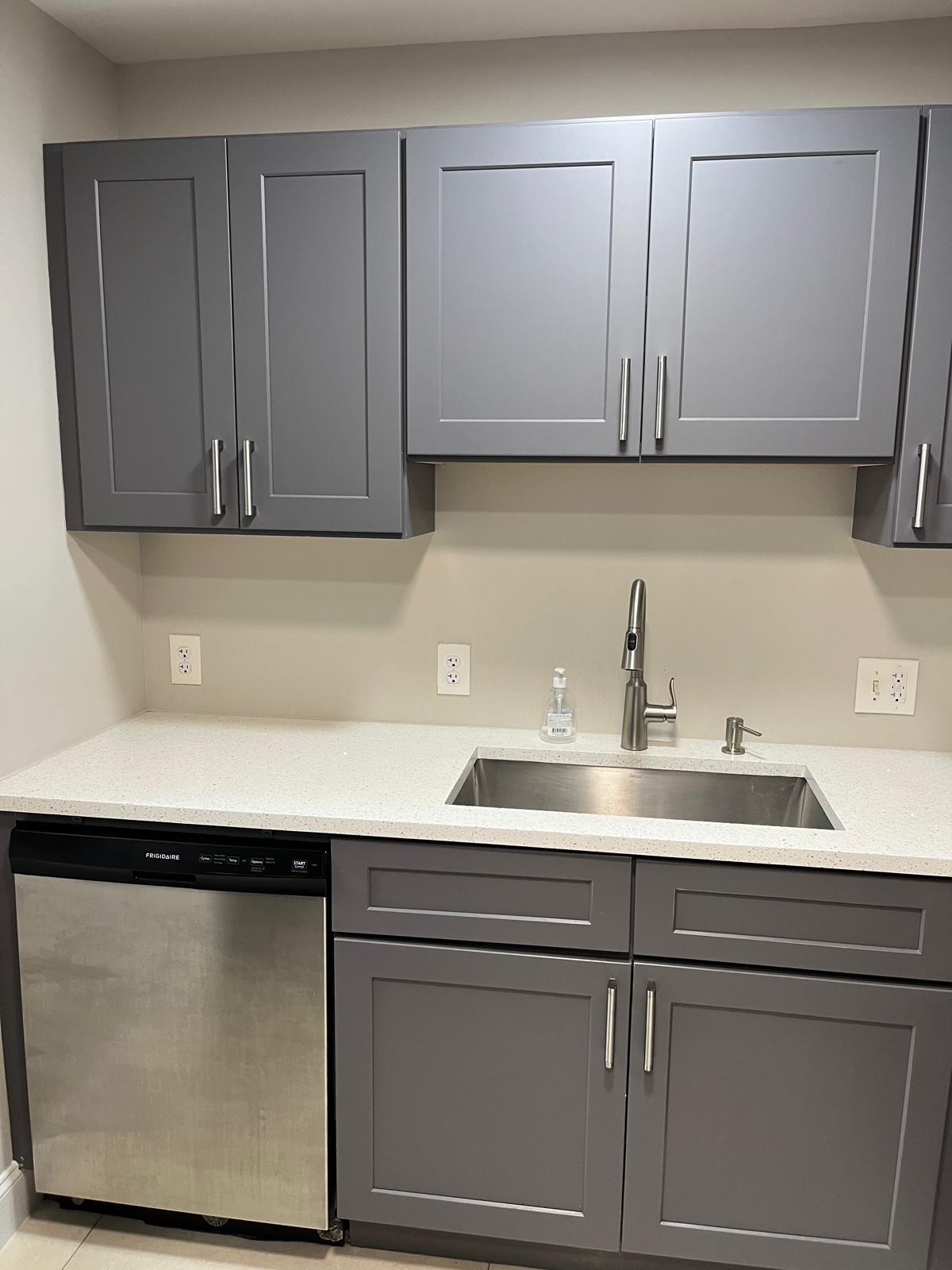 RAMBLEWOOD EAST CONDO - Residential