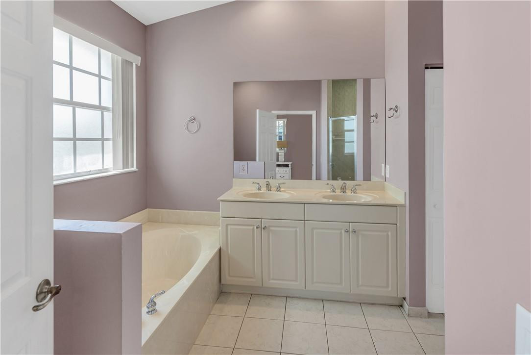 Villas of Rolling Hills - Residential