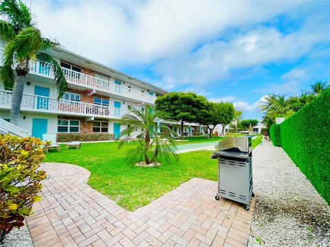 A home in Lauderdale By The Sea