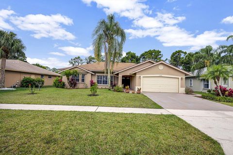 Single Family Residence in Royal Palm Beach FL 143 Saratoga Boulevard Blvd.jpg