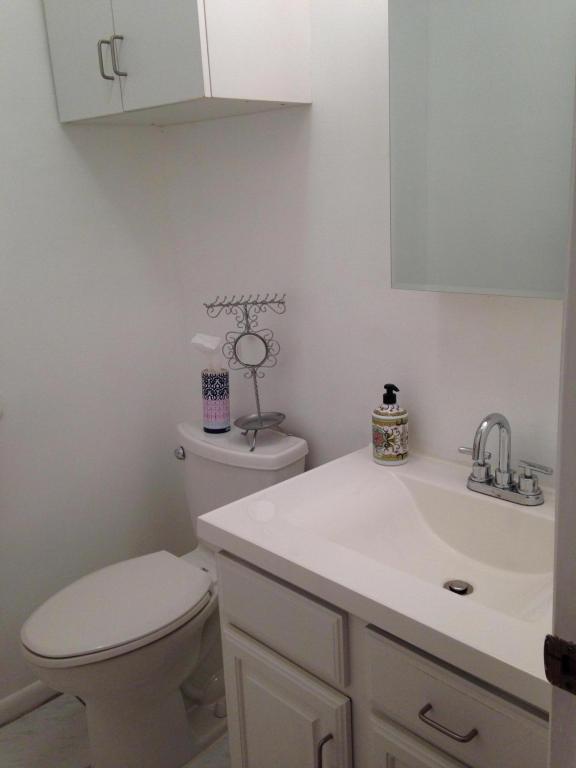 COCO WOOD LAKES SEC 2 - Residential Lease