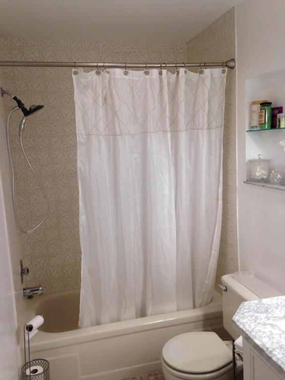 COCO WOOD LAKES SEC 2 - Residential Lease