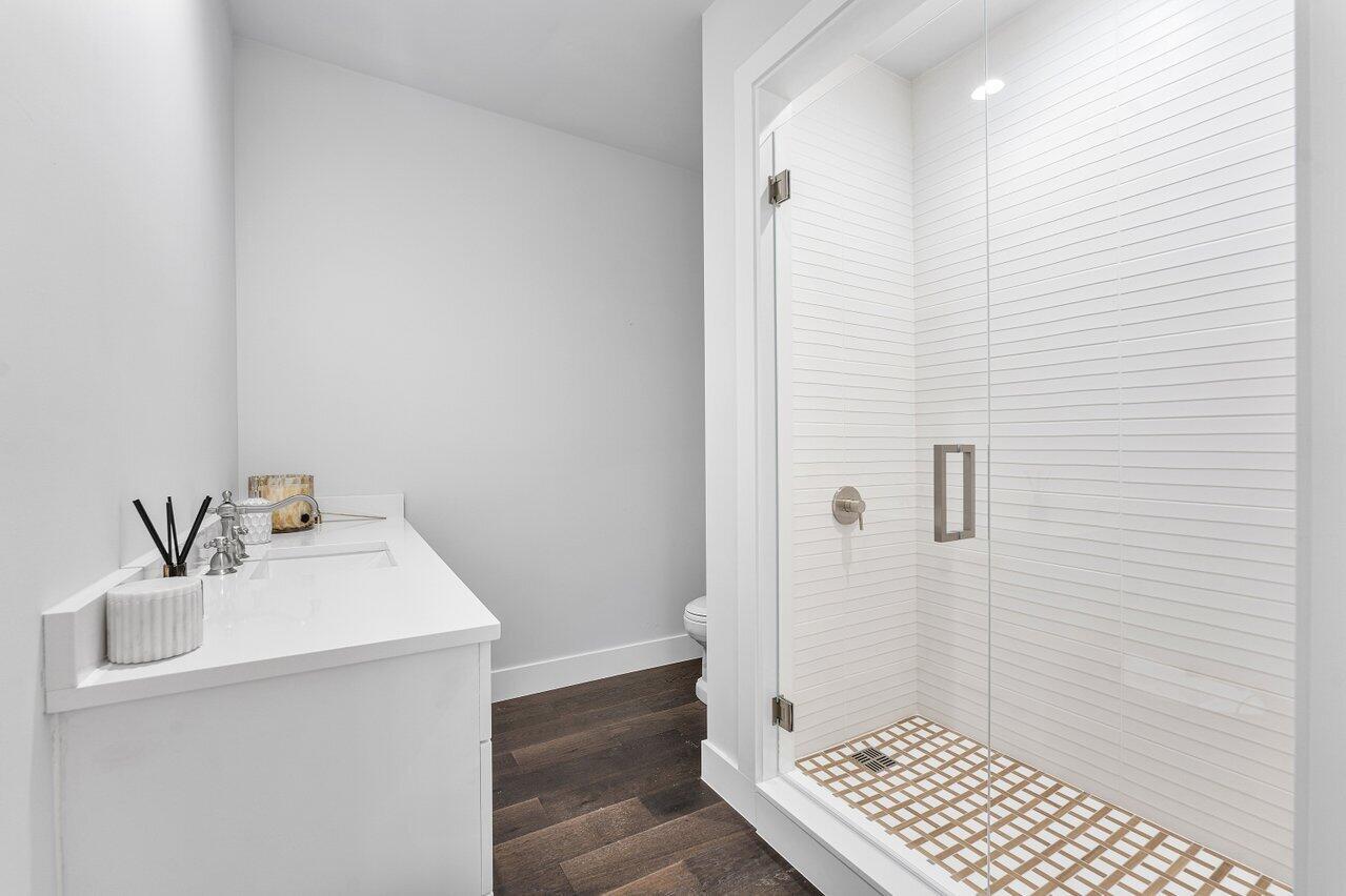 HIDDEN KEY NORTH - Residential