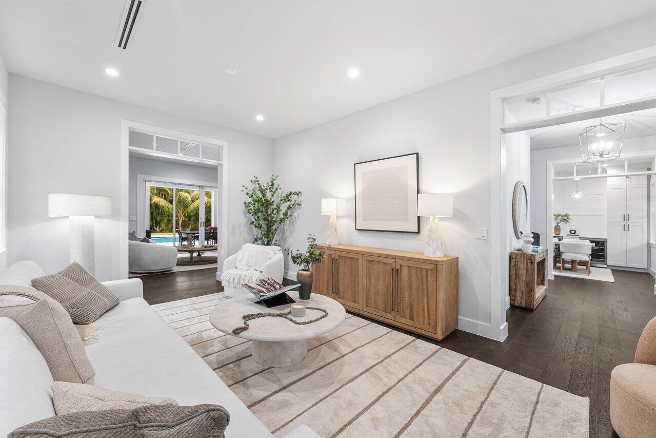 HIDDEN KEY NORTH - Residential