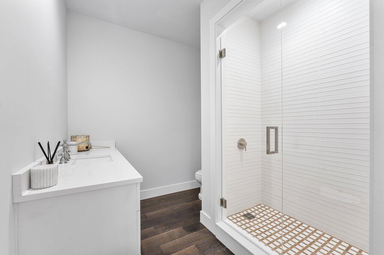 HIDDEN KEY NORTH - Residential