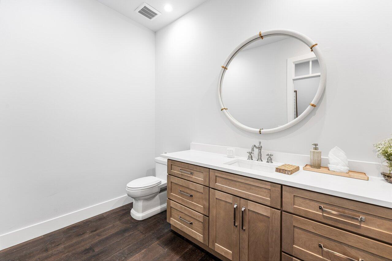 HIDDEN KEY NORTH - Residential