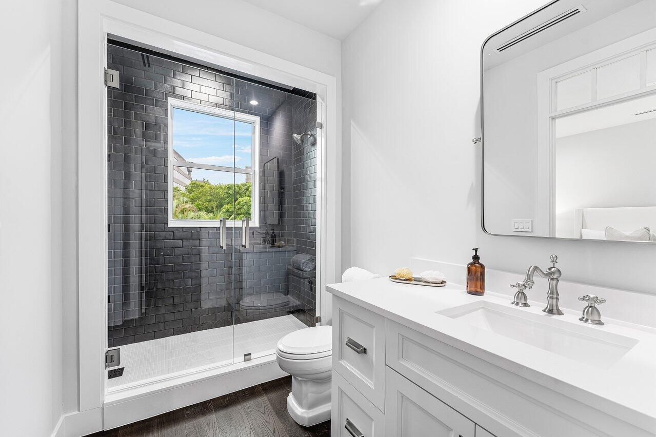 HIDDEN KEY NORTH - Residential