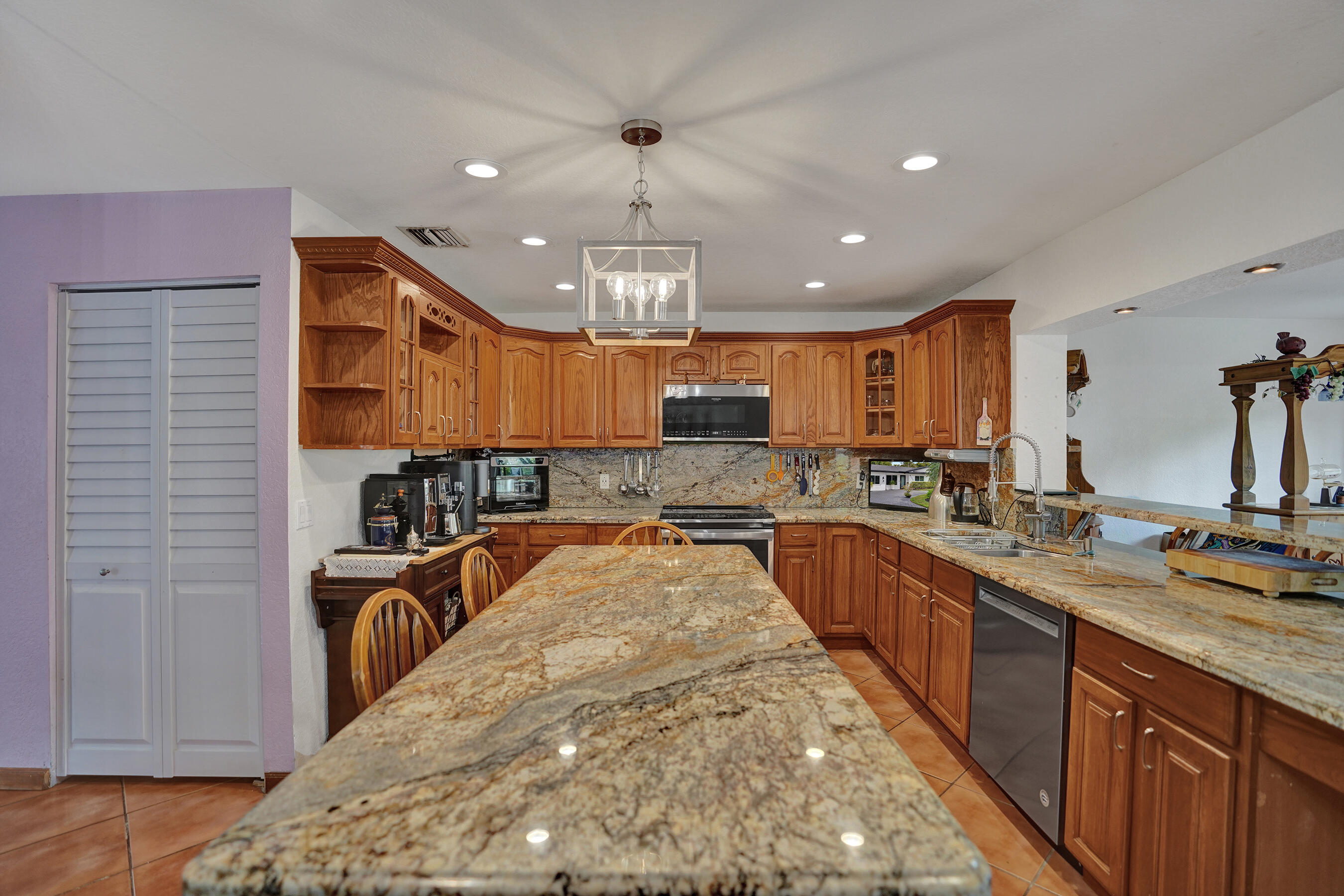 PALM AIRE VILLAGE 2ND SECTION - Residential