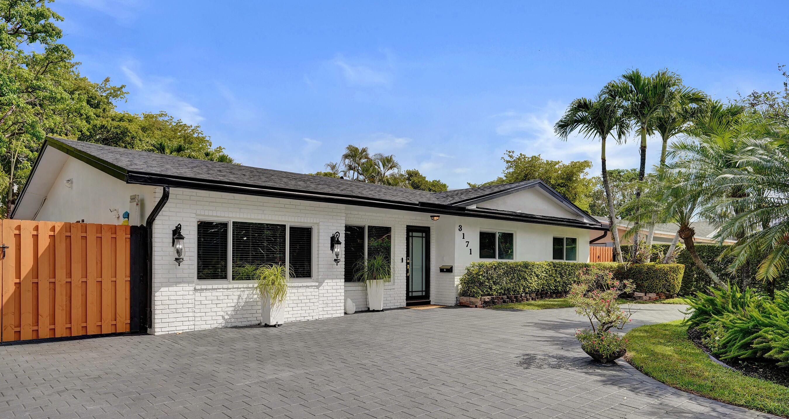 PALM AIRE VILLAGE 2ND SECTION - Residential