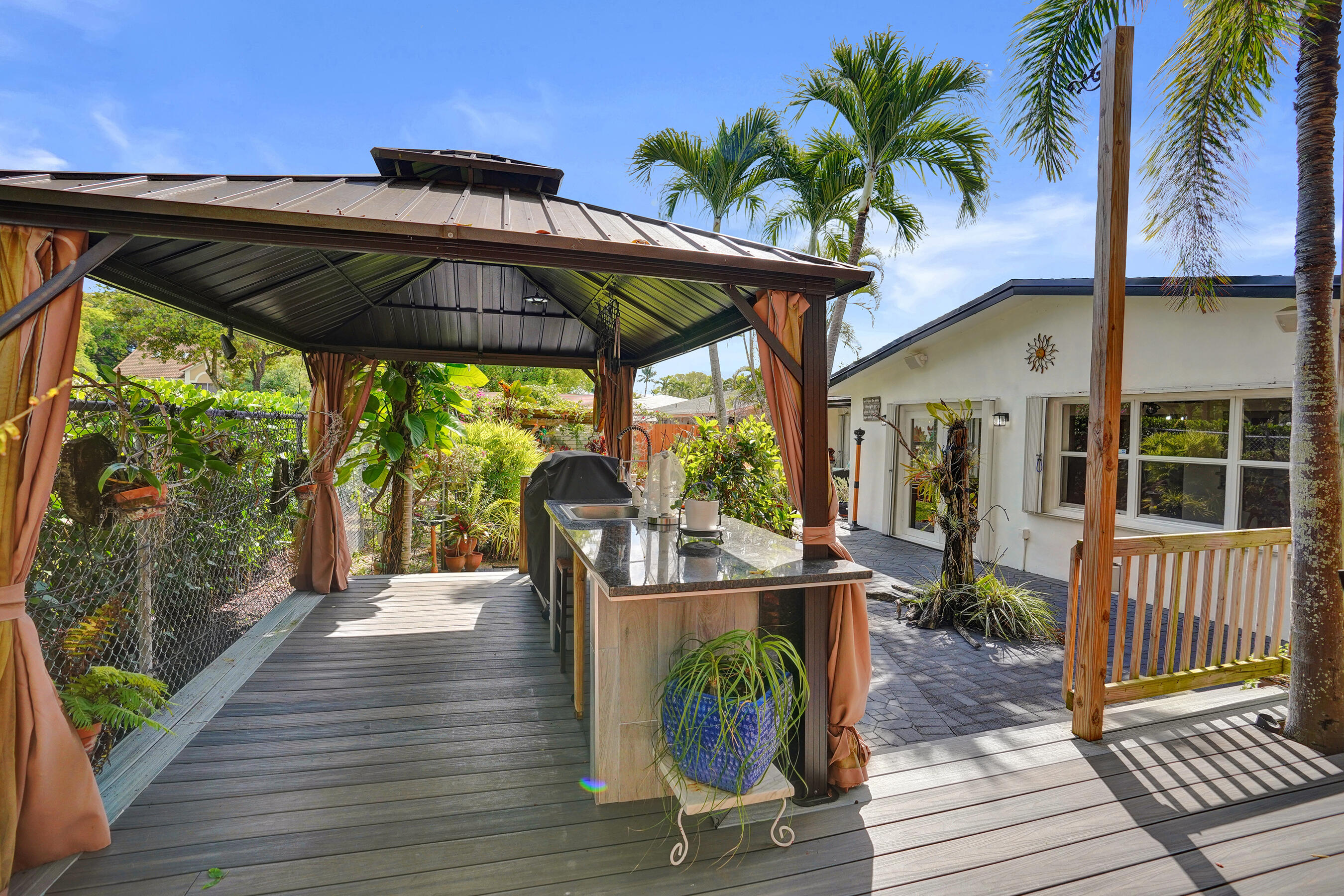 PALM AIRE VILLAGE 2ND SECTION - Residential