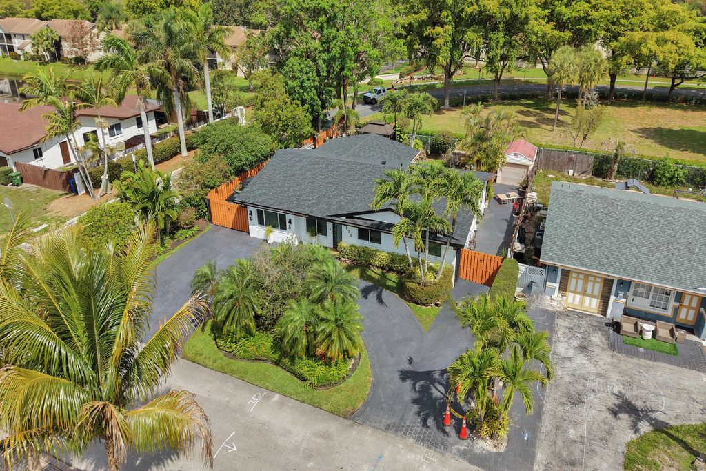 Photo of 3171 NW 69th Street, Fort Lauderdale, FL 33309 (MLS # B26013788)