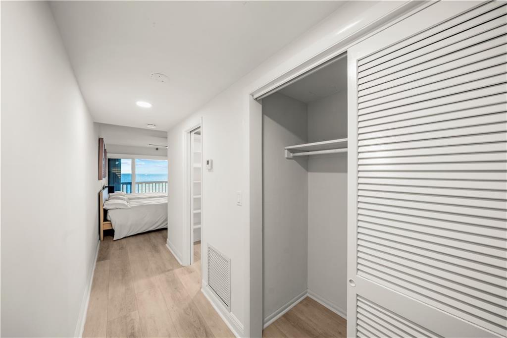 Wiltshire House Condo - Residential Lease