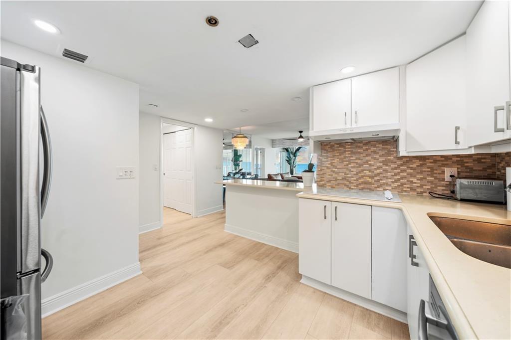 Wiltshire House Condo - Residential Lease