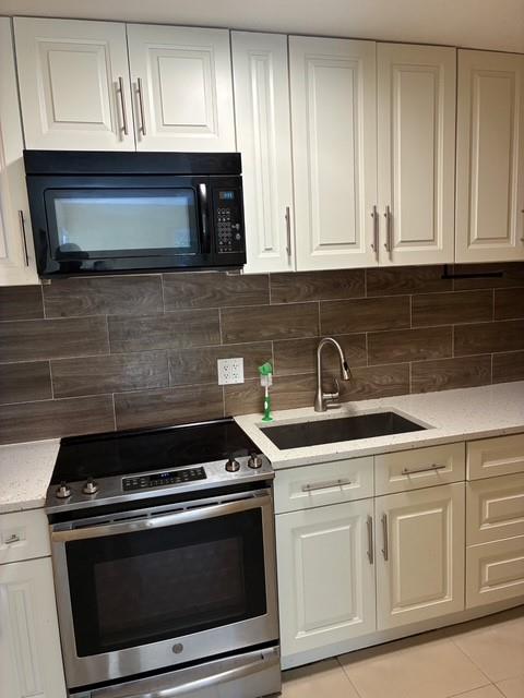 Lighthouse Point Estates - Residential Lease