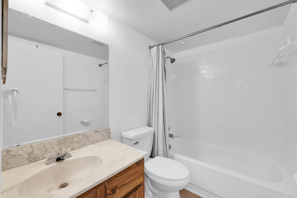 PINES OF JUPITER/TEQUESTA CONDO - Residential Lease