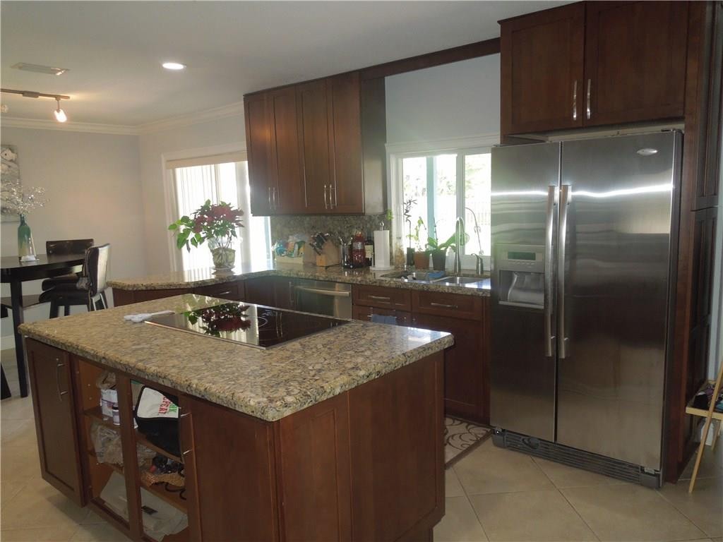 Arrowhead Golf & Tennis C - Residential