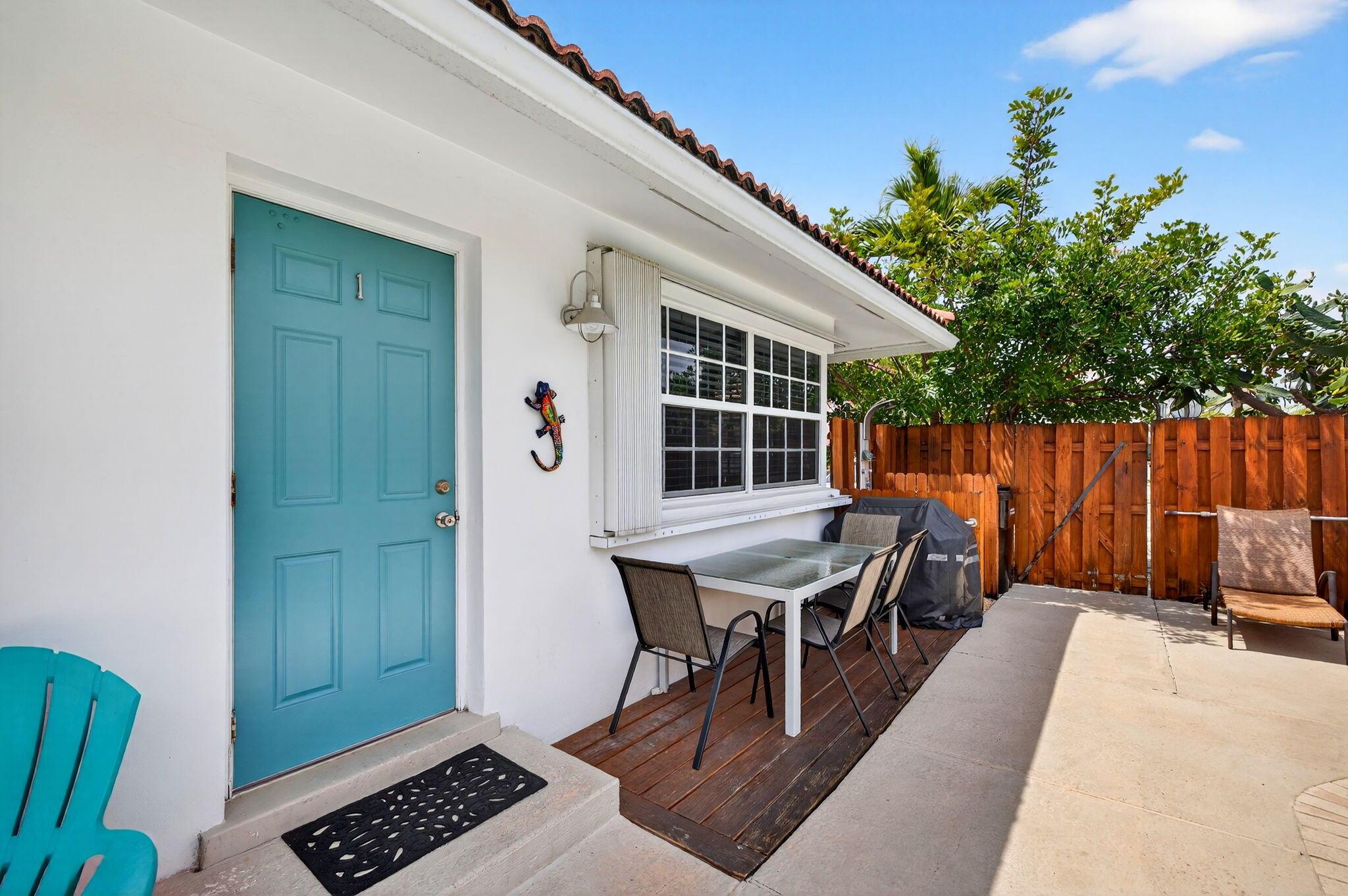 4532 Poinciana Street