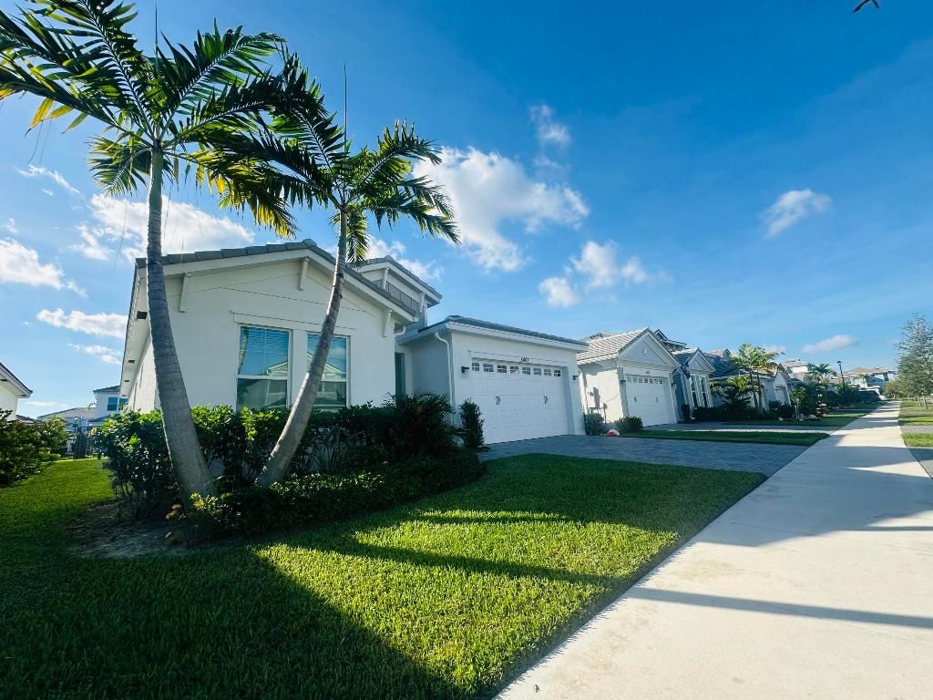 Photo of 5461 Pecan Drive, Loxahatchee, FL 33470 (MLS # R11146179)