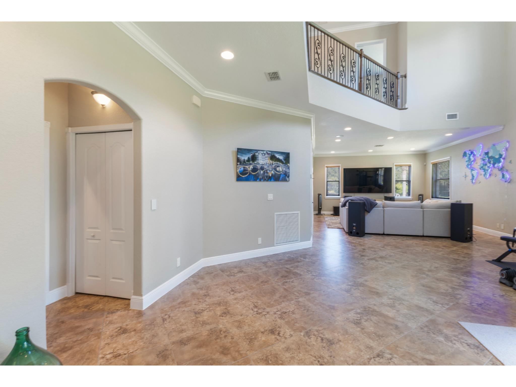 Section 48 - Torino/St. J - Residential