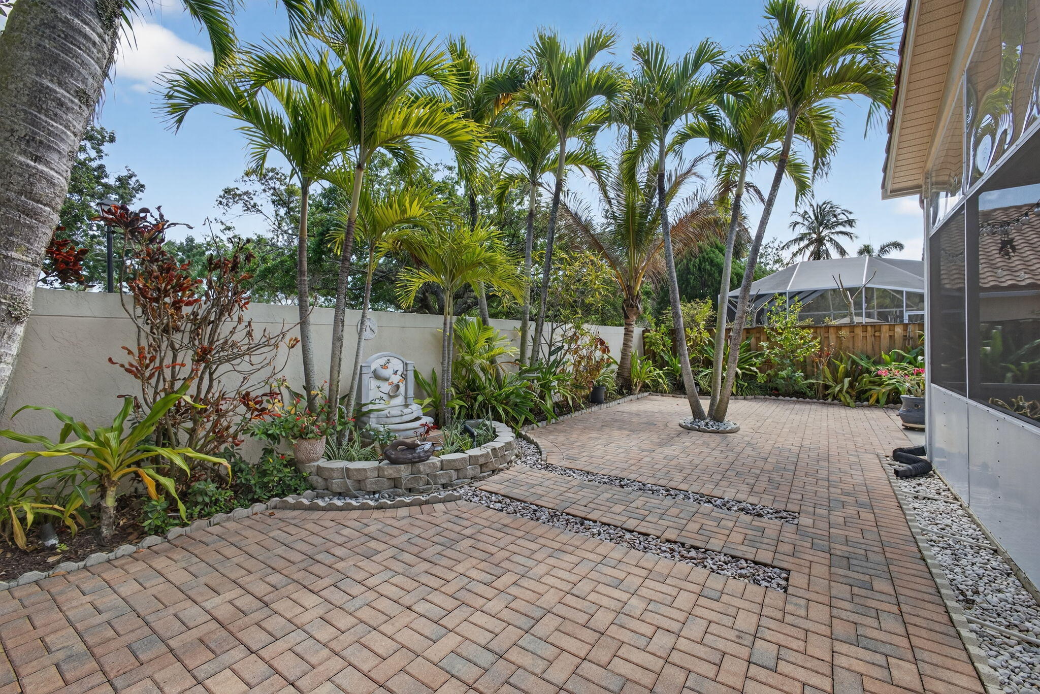 STONEBRIAR AT MAPLEWOOD - Residential