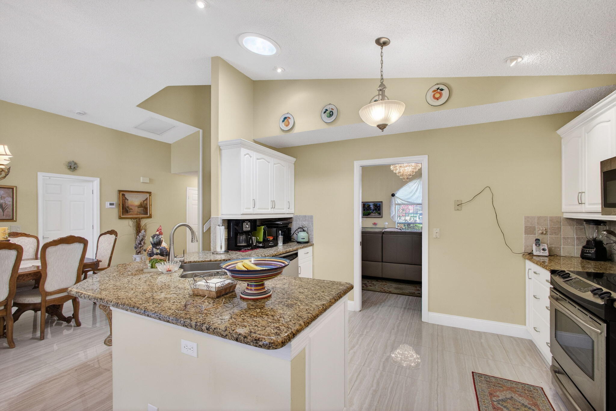 STONEBRIAR AT MAPLEWOOD - Residential