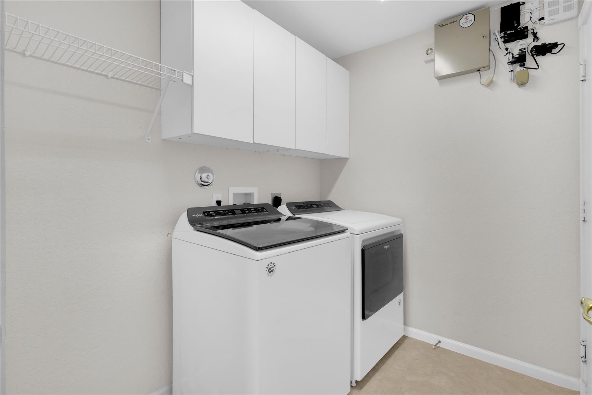 Valencia Isles 03 - Residential