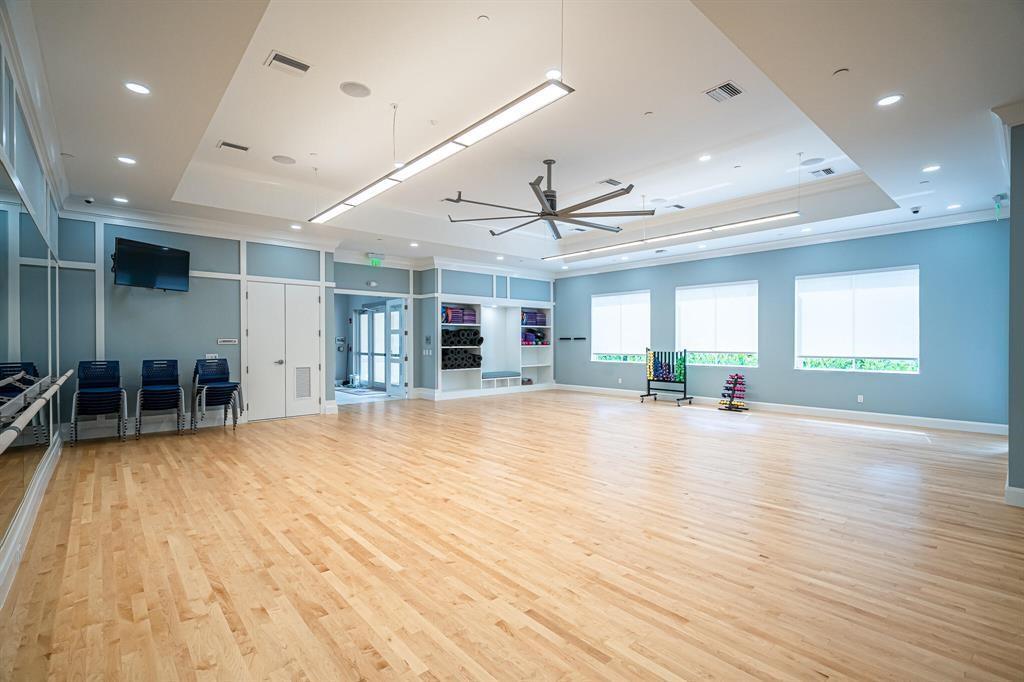 Valencia Isles 03 - Residential