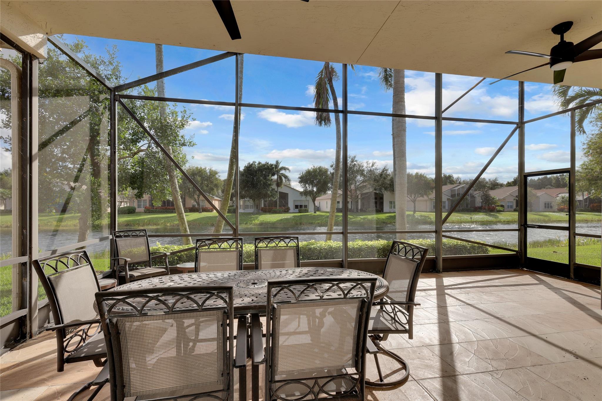 Valencia Isles 03 - Residential