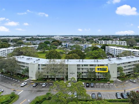 Tiny photo for 3034 Berkshire B #3034, Deerfield Beach, FL 33442 (MLS # F10550937)
