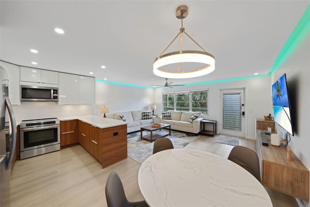 Photo of 3034 Berkshire B #3034, Deerfield Beach, FL 33442 (MLS # F10550937)