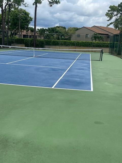 PINE RIDGE NORTH VILLAGE III CONDO - Residential