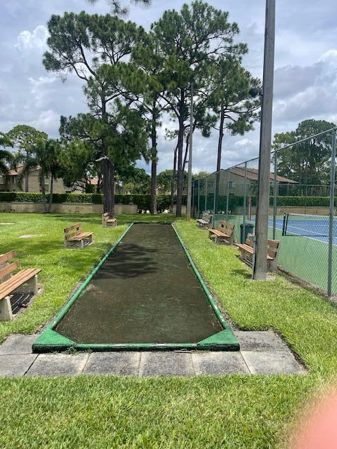 PINE RIDGE NORTH VILLAGE III CONDO - Residential