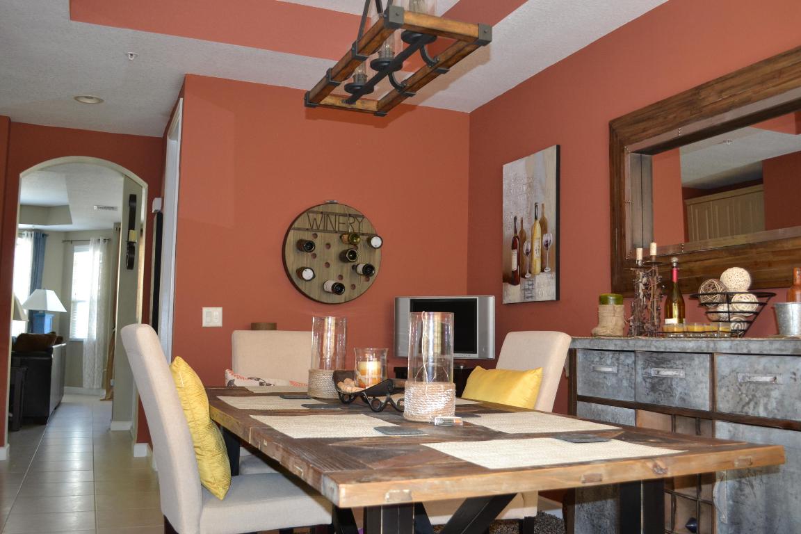 HARBOUR OAKS - Residential Lease