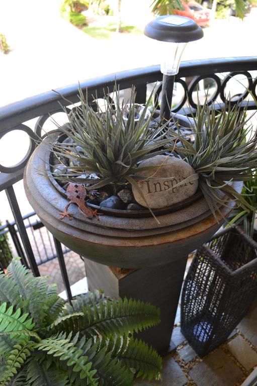 HARBOUR OAKS - Residential Lease