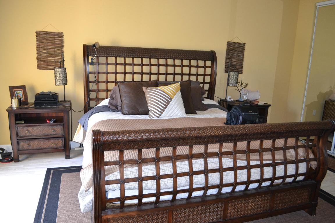 HARBOUR OAKS - Residential Lease