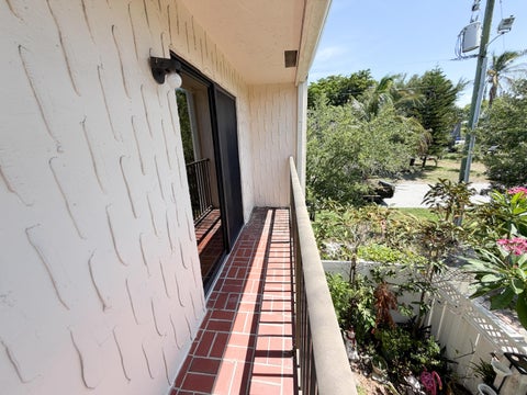 Tiny photo for 241 SE 11th Avenue #241a, Pompano Beach, FL 33060 (MLS # B26047228)