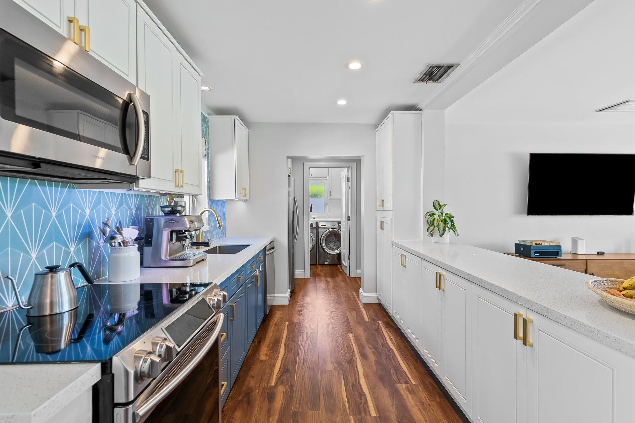 Coral Point - Residential