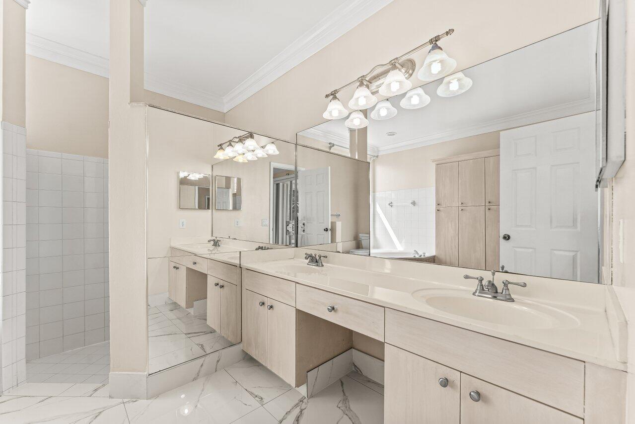 PARKWOOD IX - Residential Lease