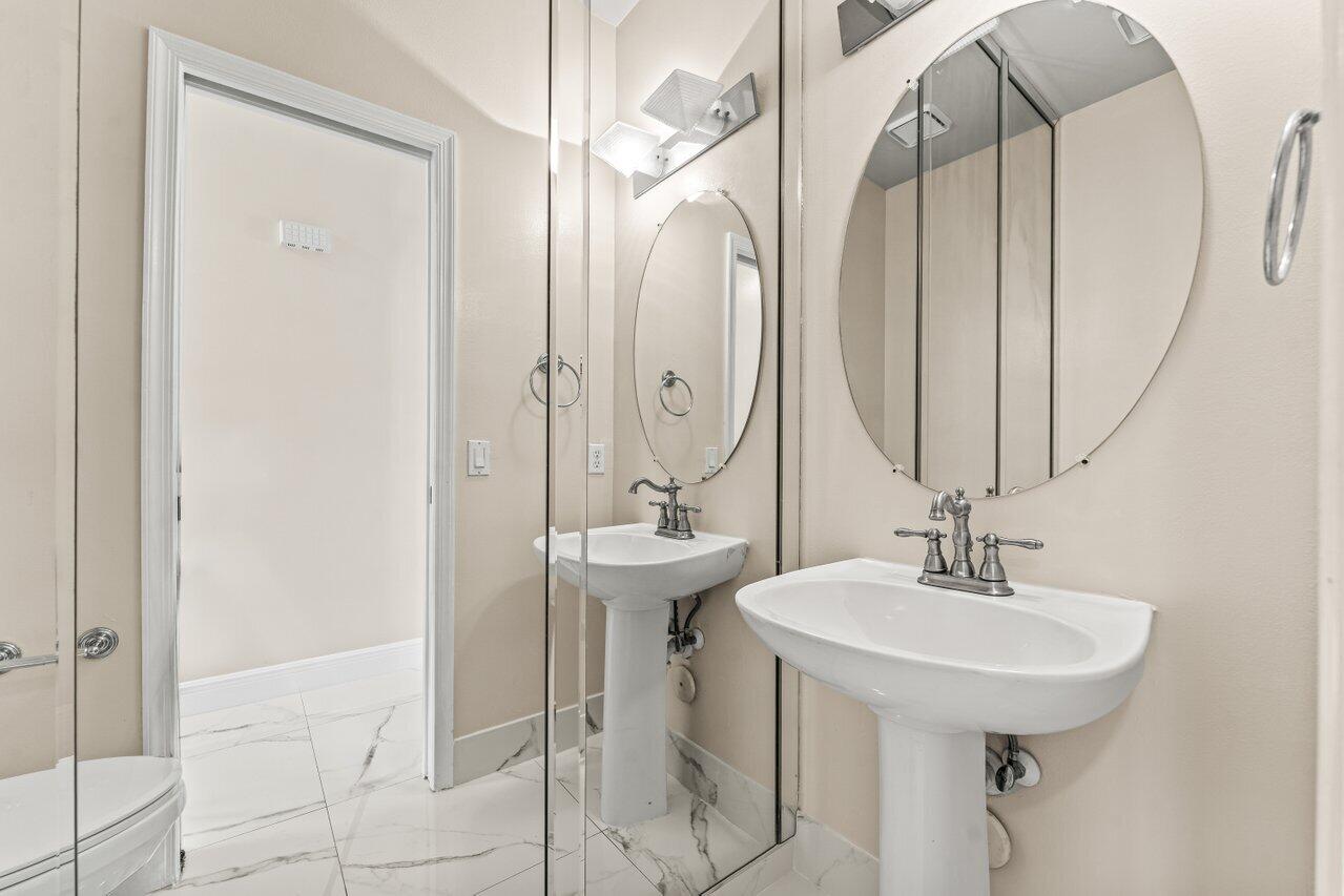 PARKWOOD IX - Residential Lease