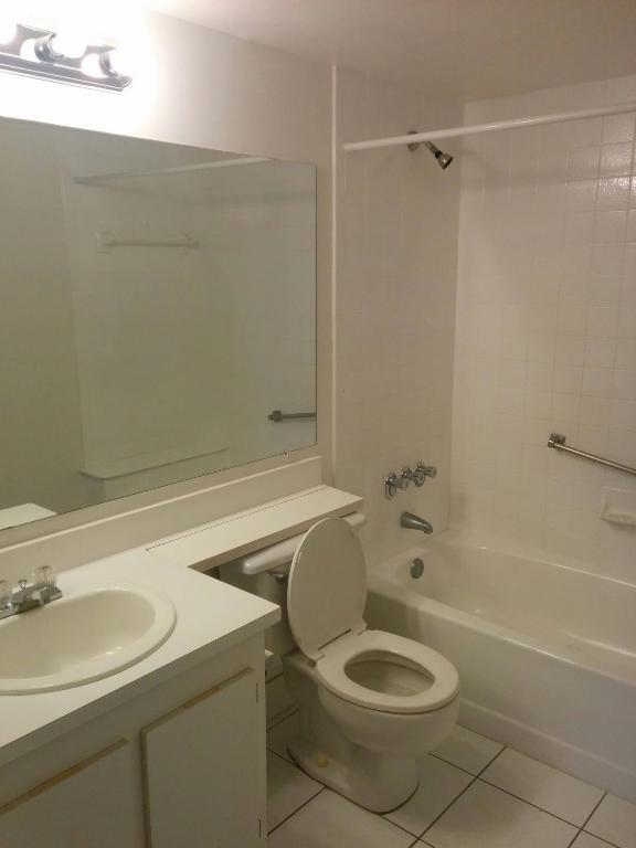 PALM CLUB WEST - Residential