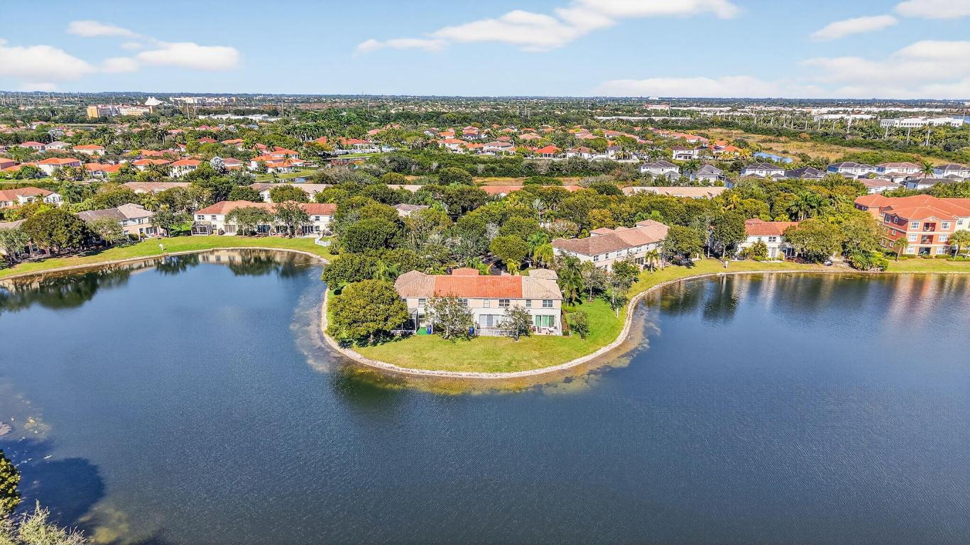 RIVIERA ISLES IV - Residential