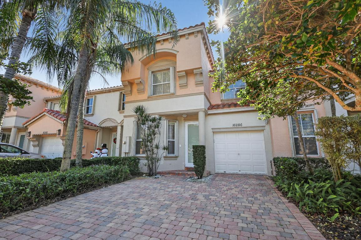 RIVIERA ISLES IV - Residential