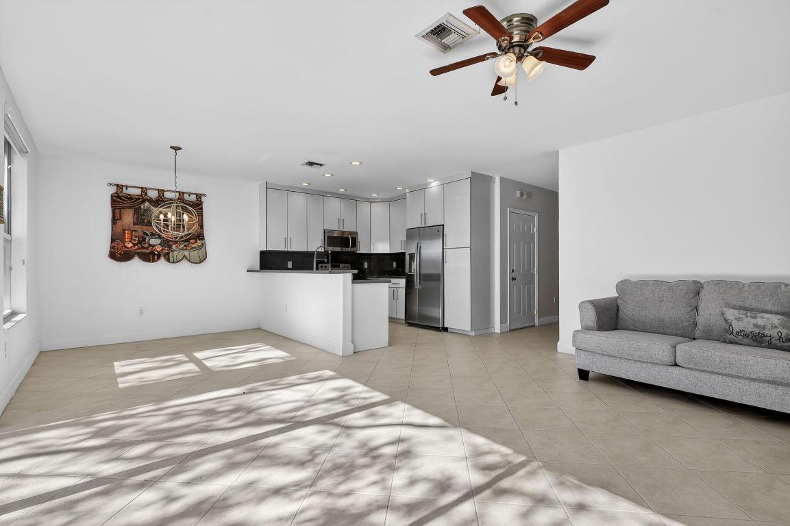 RIVIERA ISLES IV - Residential