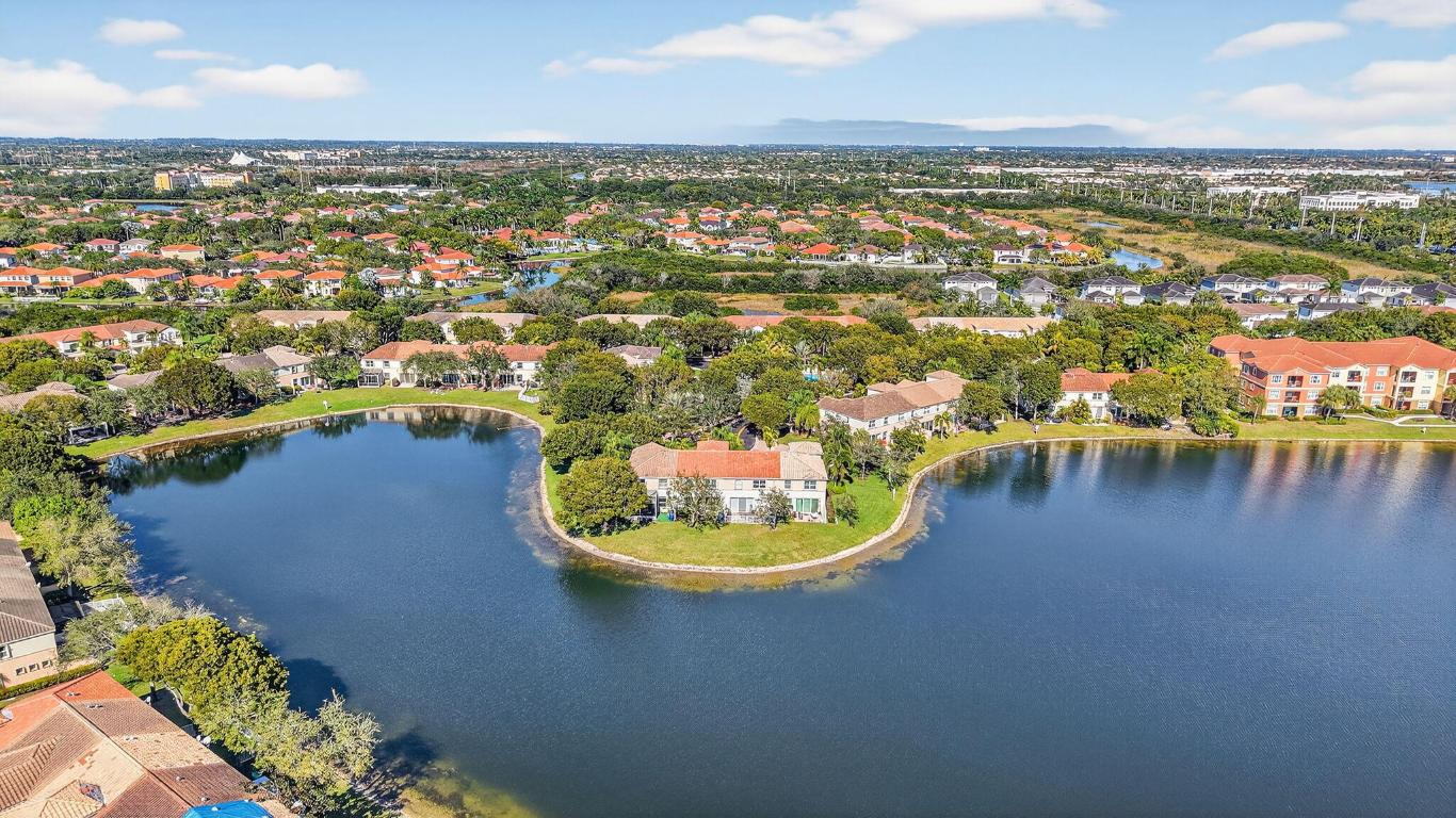 RIVIERA ISLES IV - Residential