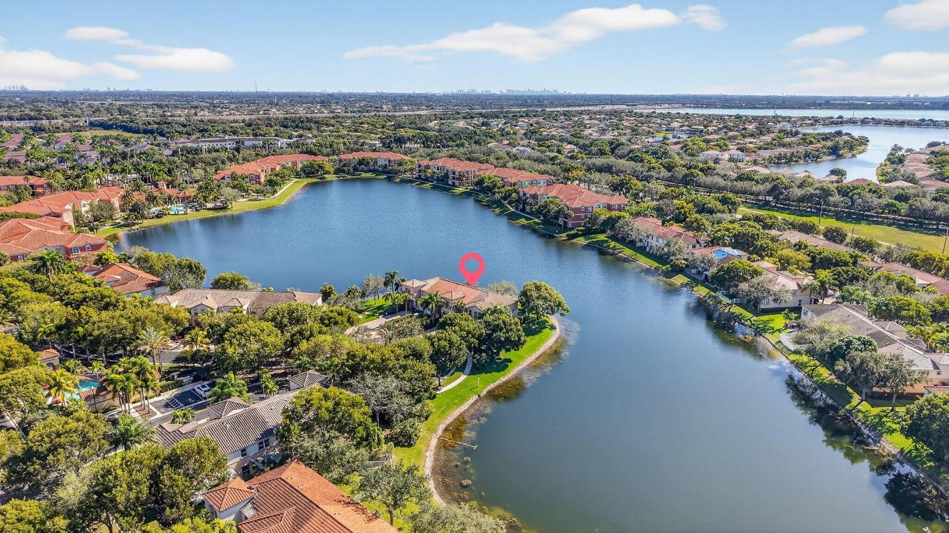 RIVIERA ISLES IV - Residential