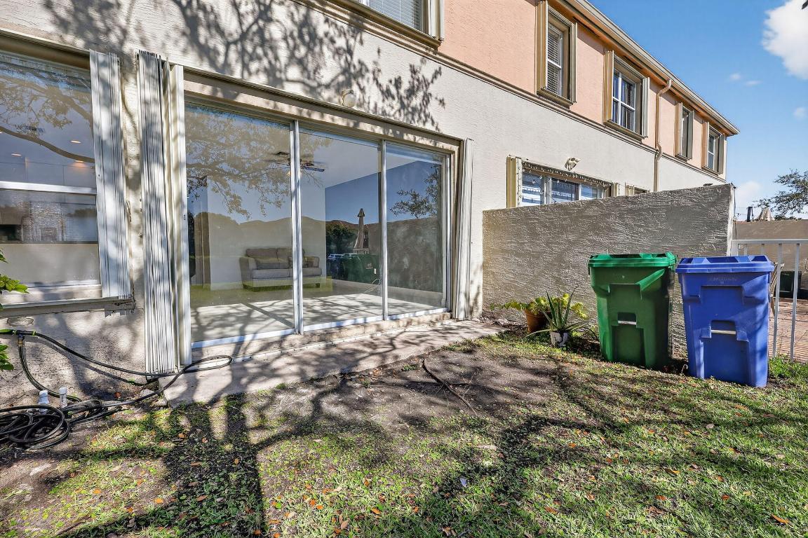 RIVIERA ISLES IV - Residential